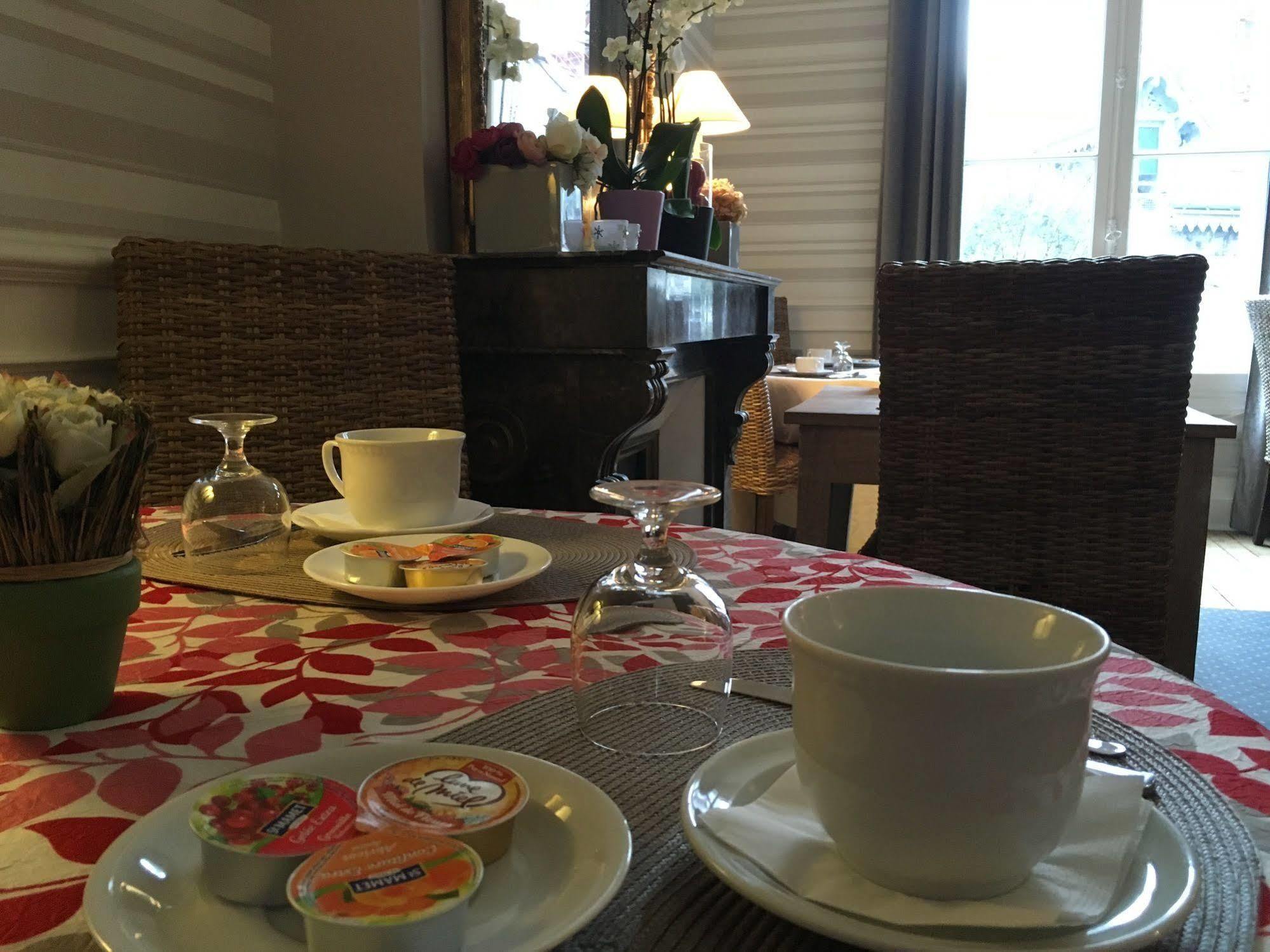 Hotel Val De Loire Tours Zewnętrze zdjęcie